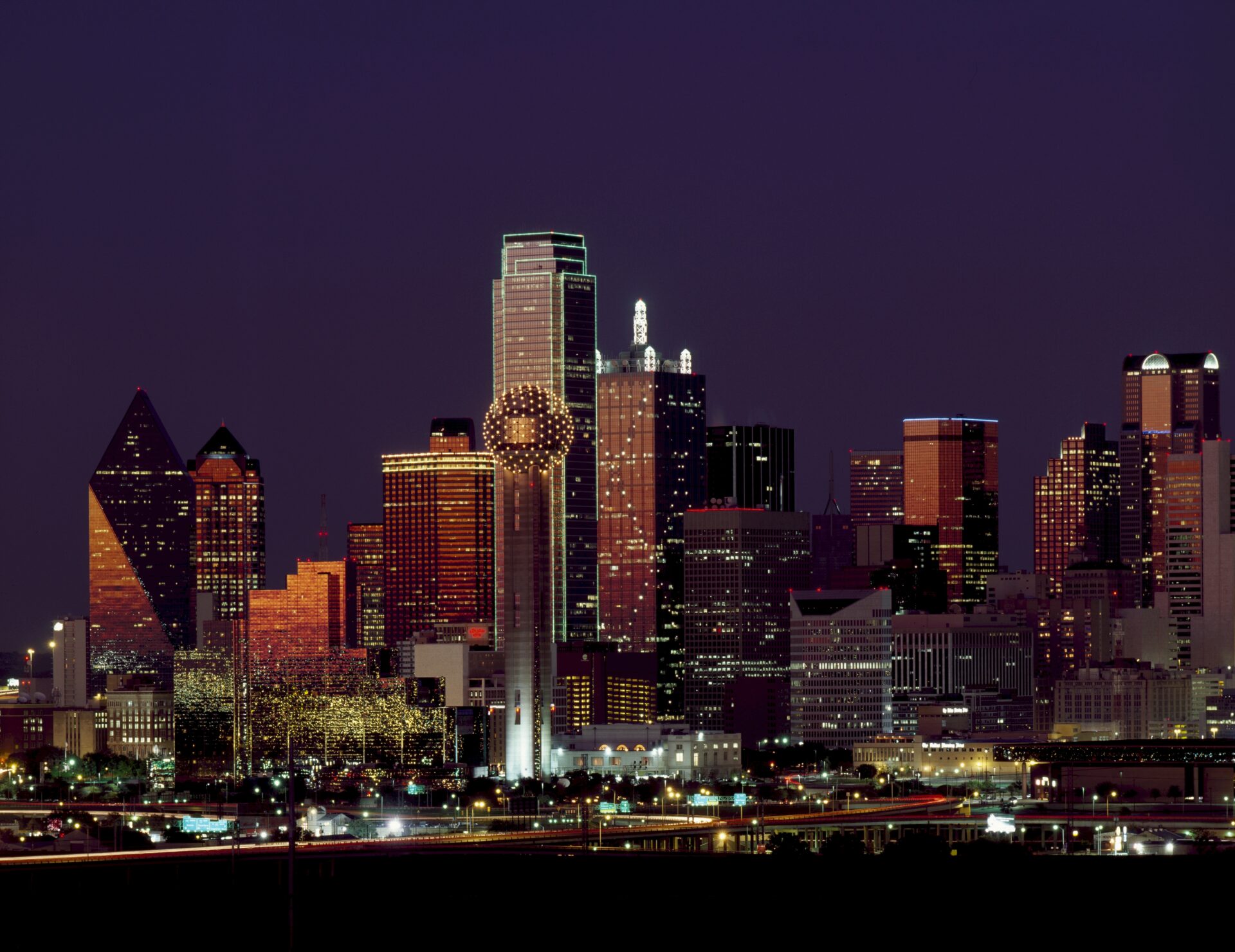 landscape-lights-skyline-buildings-45182